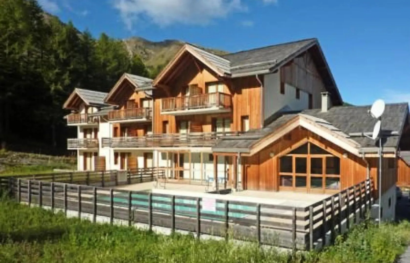 Residence La Combe D Or - Appartement En Residence De Standing Mae-3904 Le Melezet